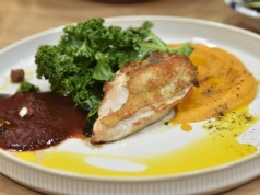 Nie karp, nie indyk. Ta smażona perliczka całkowicie odmieni świąteczny stół