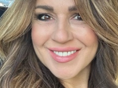 Szukasz spódnicy na Wigilię? Beata Tadla wybrała model, który pasuje każdej sylwetce