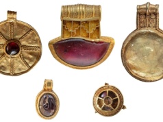 Anglosaski skarb z VI wieku zawiera niezwykły trop. Eksperci mówią o rytualnej ofierze