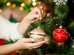 Ubierz choinkę jak najwcześniej, to dobre dla psychiki! Naukowcy przekonują, że świąteczne dekoracje dają nam poczucie szczęścia