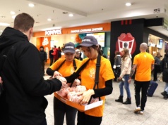 Popeyes w Galerii Krakowskiej już działa. Klienci dostali darmowe Chicken Sandwich