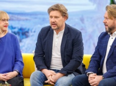 ​Wata na choince, orzechy w "pozłotku" i karp w wannie, czyli święta w PRL we wspomnieniach naszych gości