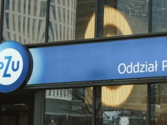 Pekao i PZU wydłużyły czas na reorganizację