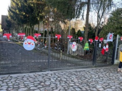 Wieś Piasek koło Cedyni zmienia się na święta