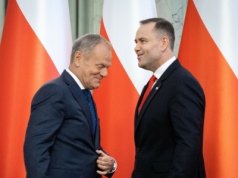 Politico: Konflikt Tuska i Nawrockiego podważa dyplomatyczną siłę Polski