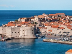 Wizz Air dorzuca nowe kierunki z Polski. Tanie loty na południe Europy