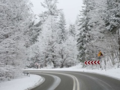 Ferie zimowe 2026. IMGW ujawnił długoterminową prognozę. Wiadomo, czy spadnie śnieg
