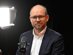 Zimny prysznic po wizycie Zełenskiego. Nawrocki stawia Ukrainie jeden warunek