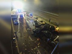 17 samochodów rozbitych, 8 osób rannych. Są wstępne ustalenia dotyczące karambolu na S19