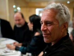 Kolejne dokumenty w sprawie Epsteina ujawnione. Część akt pozostanie tajna