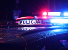 Wyrzucił turystkę w nocy w lesie z autobusu. Policja zdradza szczegóły