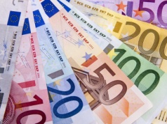 Kurs euro już bliżej 4,20 zł. Dolar za mniej niż 3,60 zł