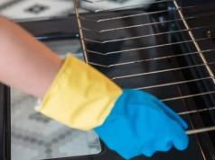 Ten trik z pumeksem ratuje ruszty przed świętami. Zero chemii