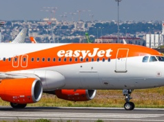 Zmarła 89-latka na pokładzie samolotu. Rodzina mówiła, że źle się czuje i śpi