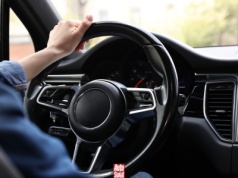 To miejsce w samochodzie jest brudniejsze niż toaleta. Kierowcy rzadko o nim pamiętają