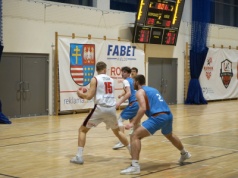 Koszykarze UJK zwycięstwem chcą zakończyć pierwszą rundę rozgrywek