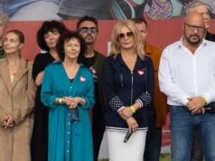 Babcia Asia, czyli Szczepkowska już przegoniła babcię Kasię