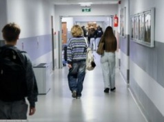 Zmusił ucznia do ogolenia głowy. Jest decyzja ws. dyrektora krakowskiego liceum