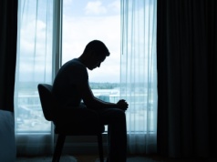 Wyjątkowy fundusz „inwestuje w traumę” i łamie reguły gry w branży. „Doświadczenie bycia gnębionym po emigracji z Włoch dało mu przewagę”