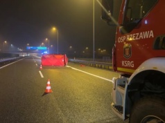 Tragiczna noc na autostradzie A4. Dwa wypadki śmiertelne. Nie żyje pieszy i kierowca (Galeria)