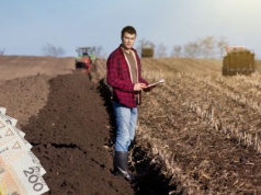 Zmiany w dopłatach dla rolników coraz bliżej