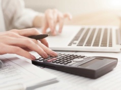 Jak rozliczyć pierwszy rok działalności firmy?