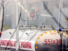 Stalowa Wola. Wciąż trwa dogaszanie pożaru. Straż rozważa rozbiórkę