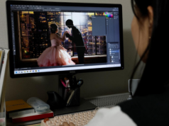 Czego to ludzie nie wymyślą. Ślub z AI? Japonka naprawdę wzięła ślub z człowiekiem-widmo