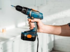 Wiertarka o 10 rano to wykroczenie. Mandat 500 zł lub 5000 zł grzywny!