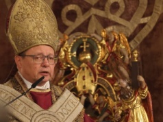 Ingres na Wawelu. Kardynał Ryś zastąpił arcybiskupa Jędraszewskiego