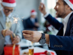 Szef dał prezent na Święta? Sprawdź, czy fiskus nie upomni się o podatek