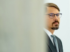 Stąpamy po cienkim lodzie!