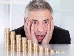 Rosną długi w przemyśle, już 1,3 mld zł zaległości