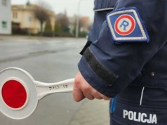 Zarzuty za znieważenie i naruszenie nietykalności cielesnej policjantów