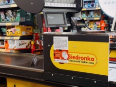 Biedronka otwarta do nocy, bo wolna Wigilia. Pracownicy mają dość i ich popieram