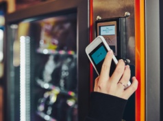 Automaty z warzywami oraz… kebabami. Pytanie, co na to sanepid