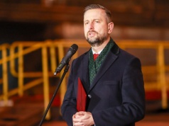 Kosiniak-Kamysz: nabycie przez MON Huty Częstochowa ma znaczenie historyczne