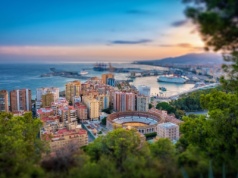 City break w Maladze za 839 PLN 🏙️🌞 Loty z Warszawy i hotel w centrum