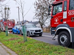 Seria zdarzeń drogowych i interwencji strażaków