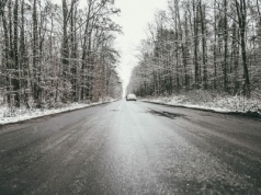 Ostrzeżenie przed oblodzeniem dla całego województwa. Kierowcy będą musieli uważać