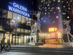 Znany gwiazdor otworzył swoje stoisko w Galerii Warmińskiej. Każdy chce pachnieć jak on?