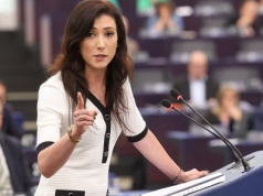 Zaskakująca decyzja Mentzena. Zajączkowska-Hernik odwołana