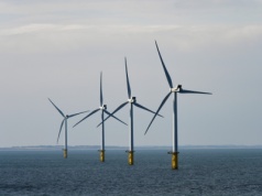 "Blokowanie wiatraków jest sprzeczne z logiką". Polityk wylicza zalety morskich farm