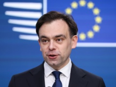 Rząd łata lukę w akcyzie na e-papierosy. Nowe urządzenia trafią pod wyższy podatek