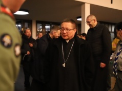 Kardynał Grzegorz Ryś na Wigilii Caritas: Pan Jezus jest tu z nami