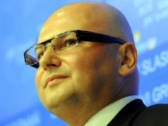 Czy poszukiwany listem gończym lekarz z Nysy uciekł do RPA? Romuald Ściborski ukrywa się przed więzieniem