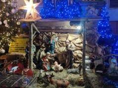 Gospodarz nie mógł leżeć, a w drodze z pasterki kąpano się w potoku, czyli Boże Narodzenie na ludowo