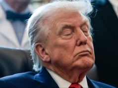 Trump zaciska blokadę na ropę z Wenezueli. Biały Dom odcina Caracas od dochodów