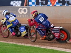 Żużel. Pięciu zawodników z wyższymi kontraktami. Koniec eldorado