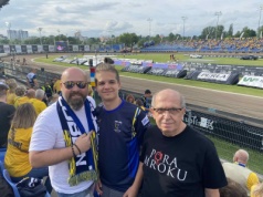 Żużel. Szef muzyczny „Jedynki” to fan żużla! „Zmarzlik jest jak Prince i Bowie” (WYWIAD)